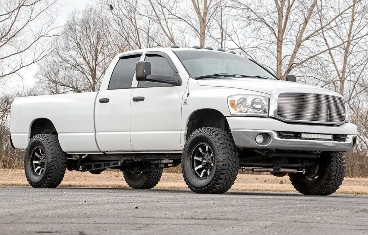 Rough Country Traction Bar Kit 2010 to 2013 Ram 2500 4WD (0-5 Inch Lift) (31006)-In Use View