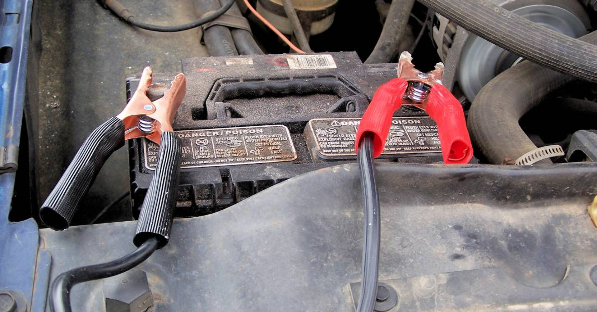 A Quick Guide To Jump-Start a Diesel Truck Engine thumbnail image