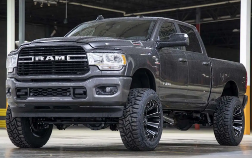 Rough Country 5 Inch Lift Kit 2019 to 2023 Ram 2500 4WD (36030)-In Use View