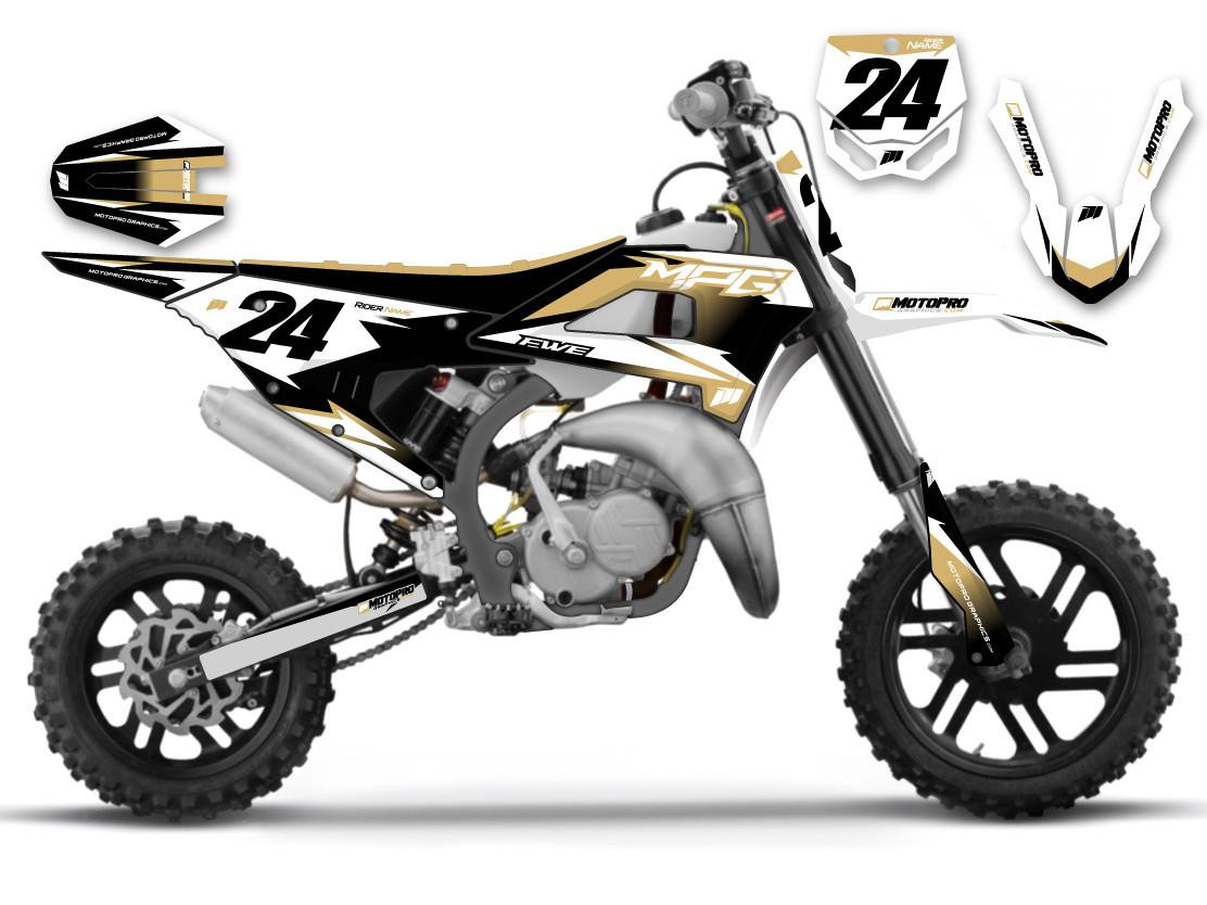 Custom Cobra Anomoly series Graphics | Motopro Graphics