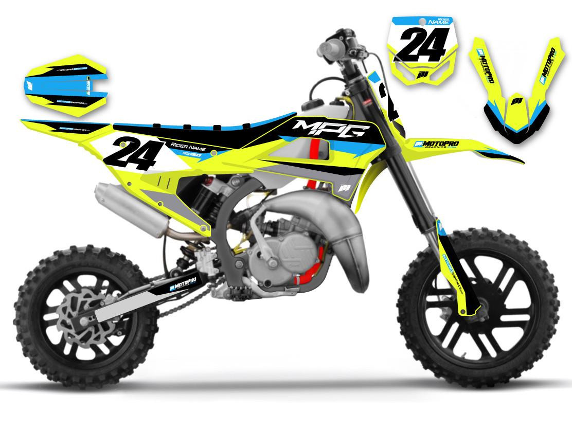 Custom Cobra SE 1 Series Graphics | Motopro Graphics