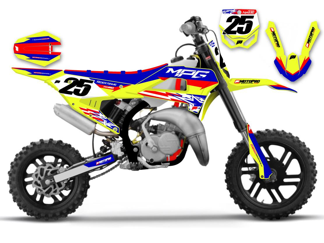 Custom Cobra Forty7 Yellow Series Graphics | Motopro Graphics