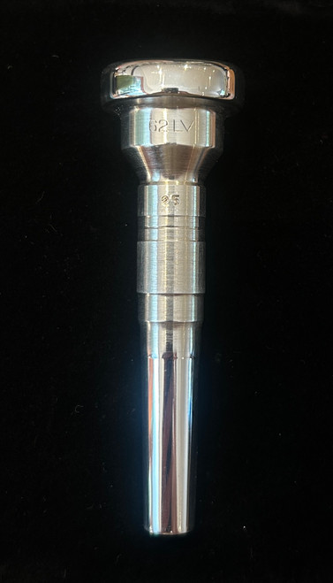 Discounted 62 Lead V Brass One Piece 25 Throat (blemished)