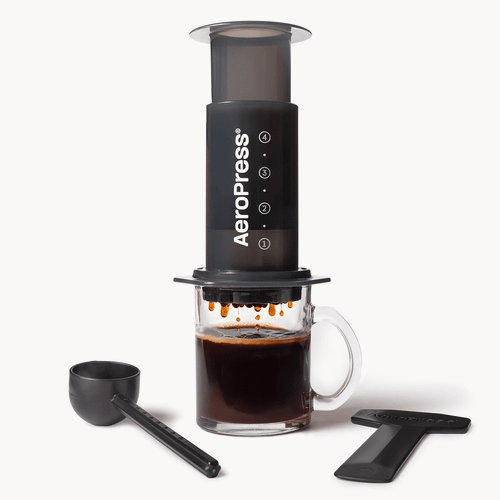 AeroPress Coffee Maker Original, 3-in-1 Brewing, Black (85A01)
