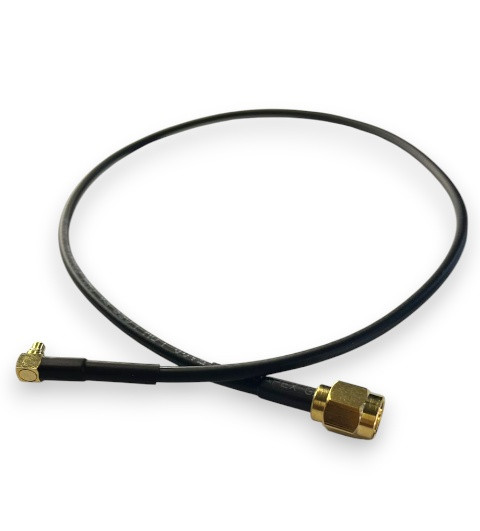 SMA-Male connector (left) and MMCX right-angle connector (right)
