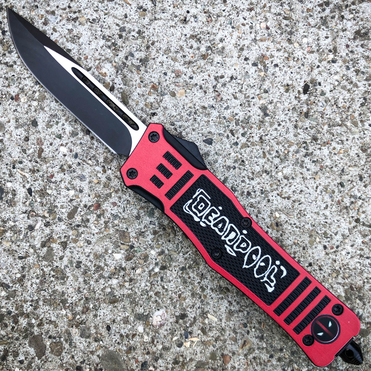 DEADPOOL DUAL ACTION OUT THE FRONT KNIFE - MEGAKNIFE
