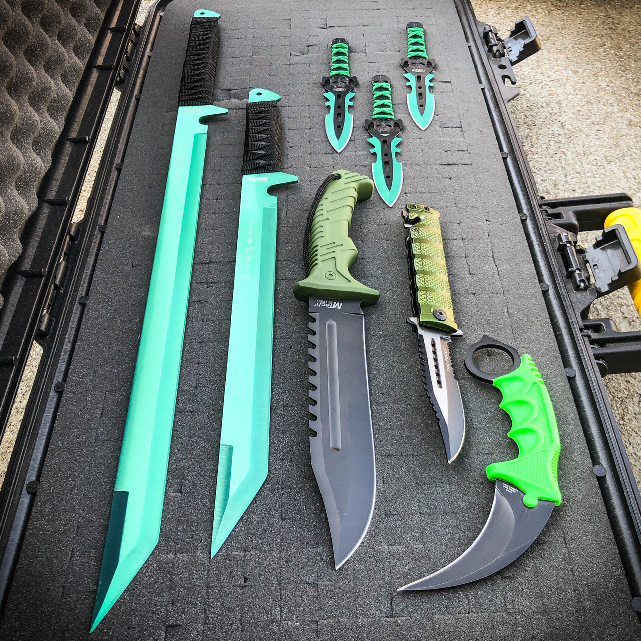 8PC Green Goblin Set - MEGAKNIFE