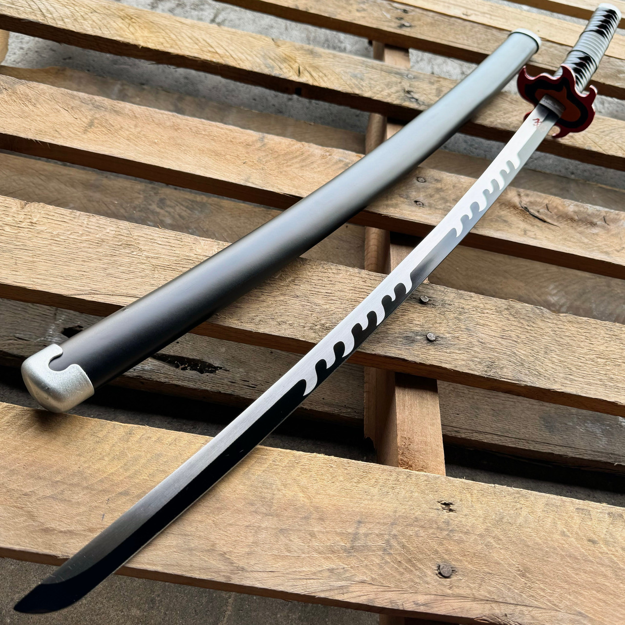 Tanjiro V2 Nichirin Katana (WOOD)