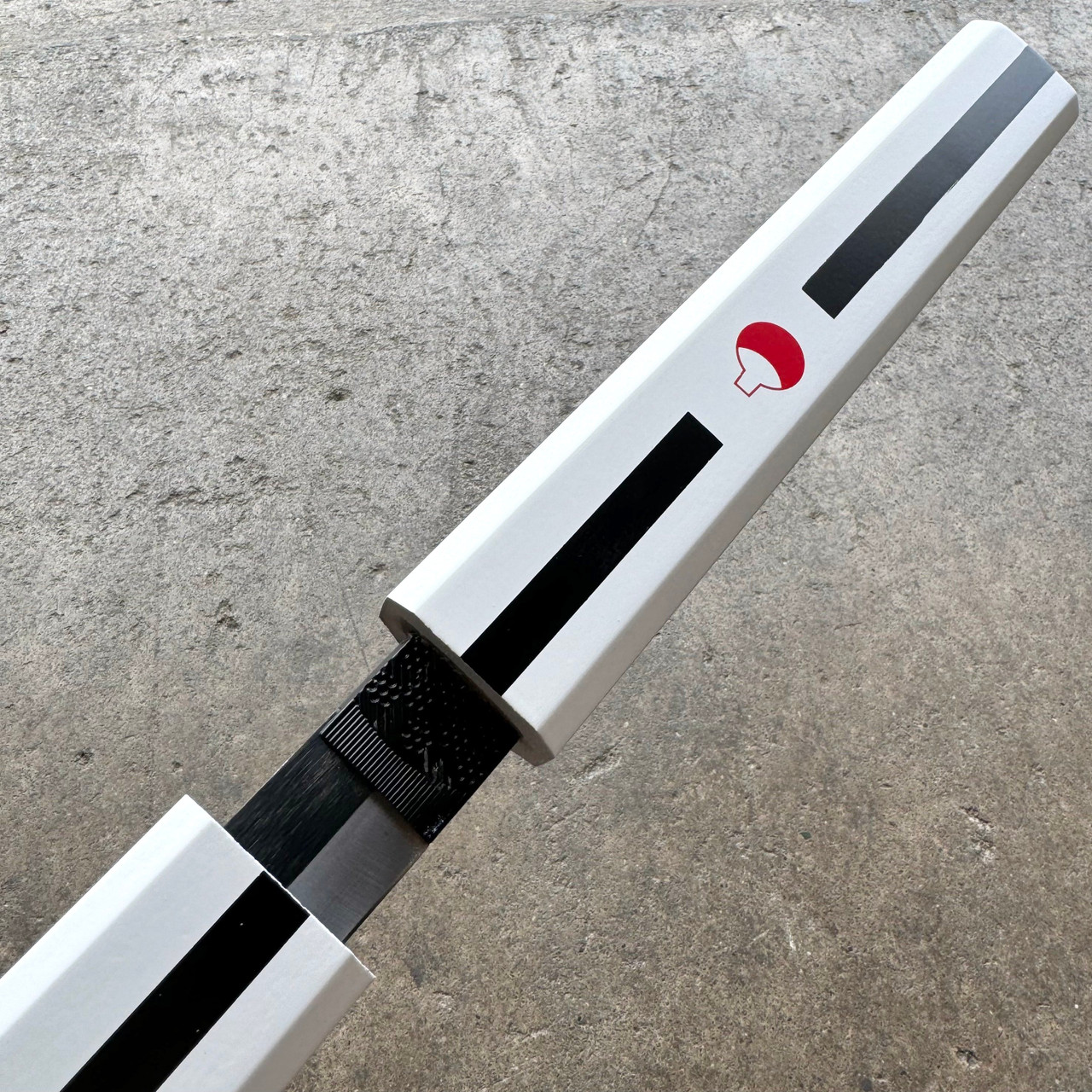 グレートSASUKE24mm NO.3303NEO21mm Sasuke's Grass Cutter Sword (Choose Black or White) - MEGAKNIFE