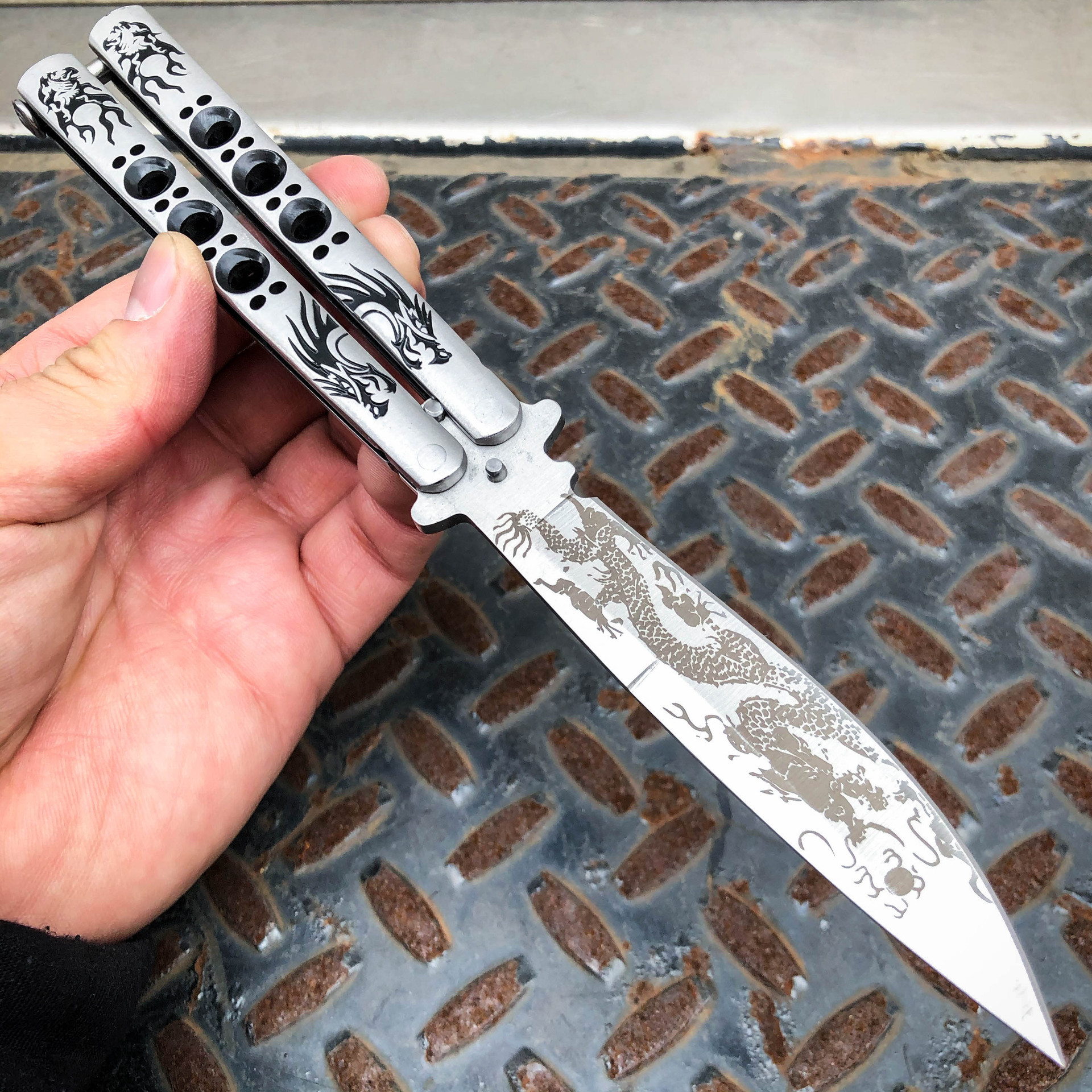 Tactical Balisong Butterfly Knife MEGAKNIFE