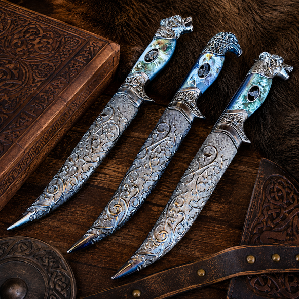 12" Wild Animal Head Stainless Steel Blade Fantasy Dagger w/ Sheath (Bear, Eagle, Wolf)