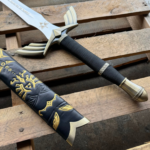 49" LARGE 1:1 Legend of Zelda Master Sword Skyward Replica Blade Limited Edition