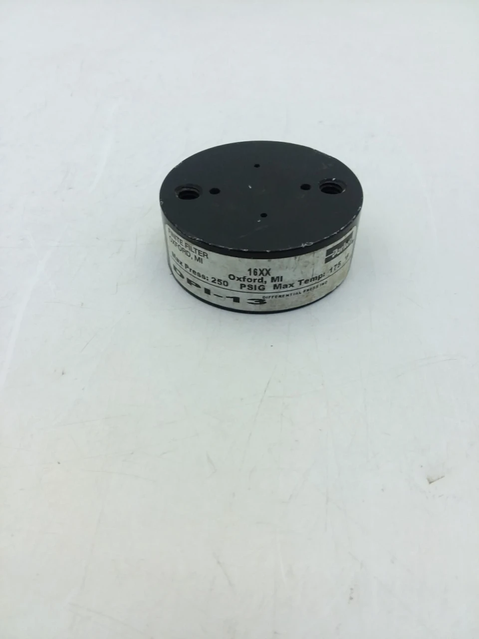 Pressure Differential Indicator, 175F Temp, 250 PSIG, 1/8" NPT Connections