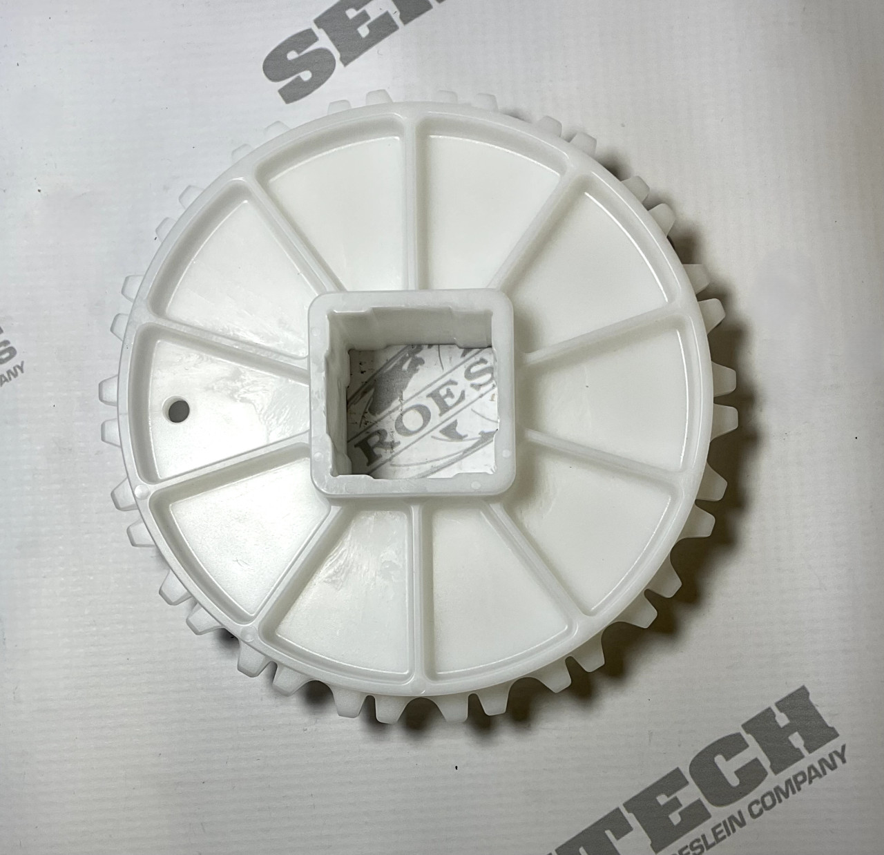 Series 900, 18T, 6.1 P.D. 1 1/2" Square Bore Sprocket