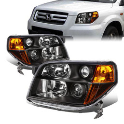 06-08 Honda Pilot Projector Headlights - Black Housing Amber Corner