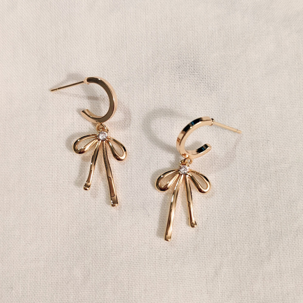 Tied Up Mini gold bow earrings