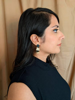 Flow wavy drop earrings / Black + Gold