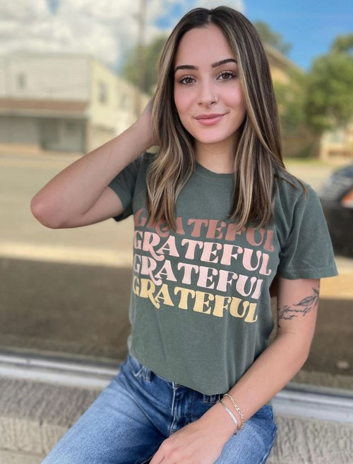Grateful Repeat Moss Comfort Color Tee