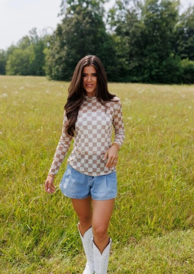 Tan & Cream Checkered Mesh Top