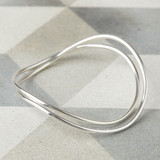 Curved double bangle. Smooth.