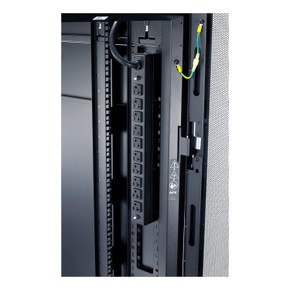 APC AP9560 mounted vertically