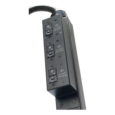 Detail of the breakers of the APC AP7598