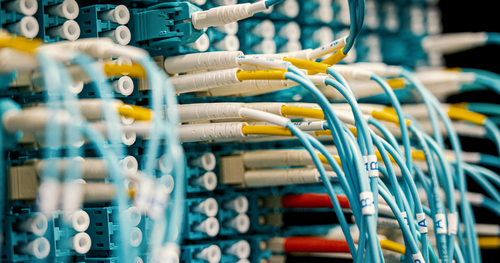 An Introduction to Fiber Optic Cables : A Complete Guide to Fiber Types, Standards, and Applications