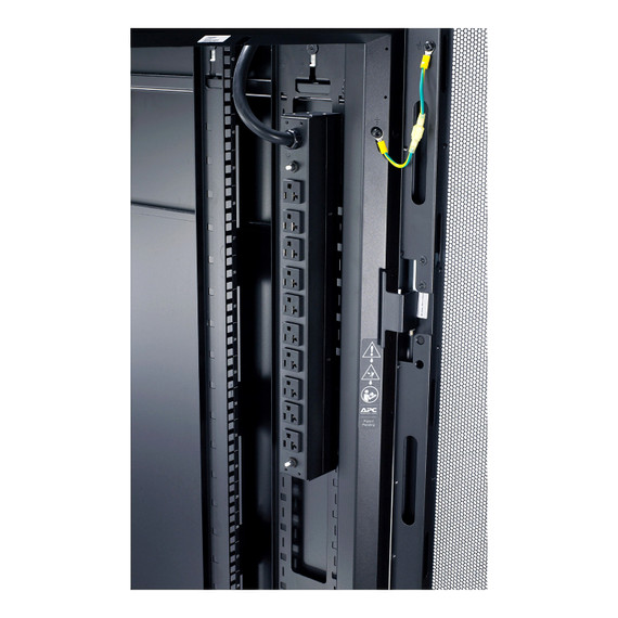 APC AP9560 mounted vertically