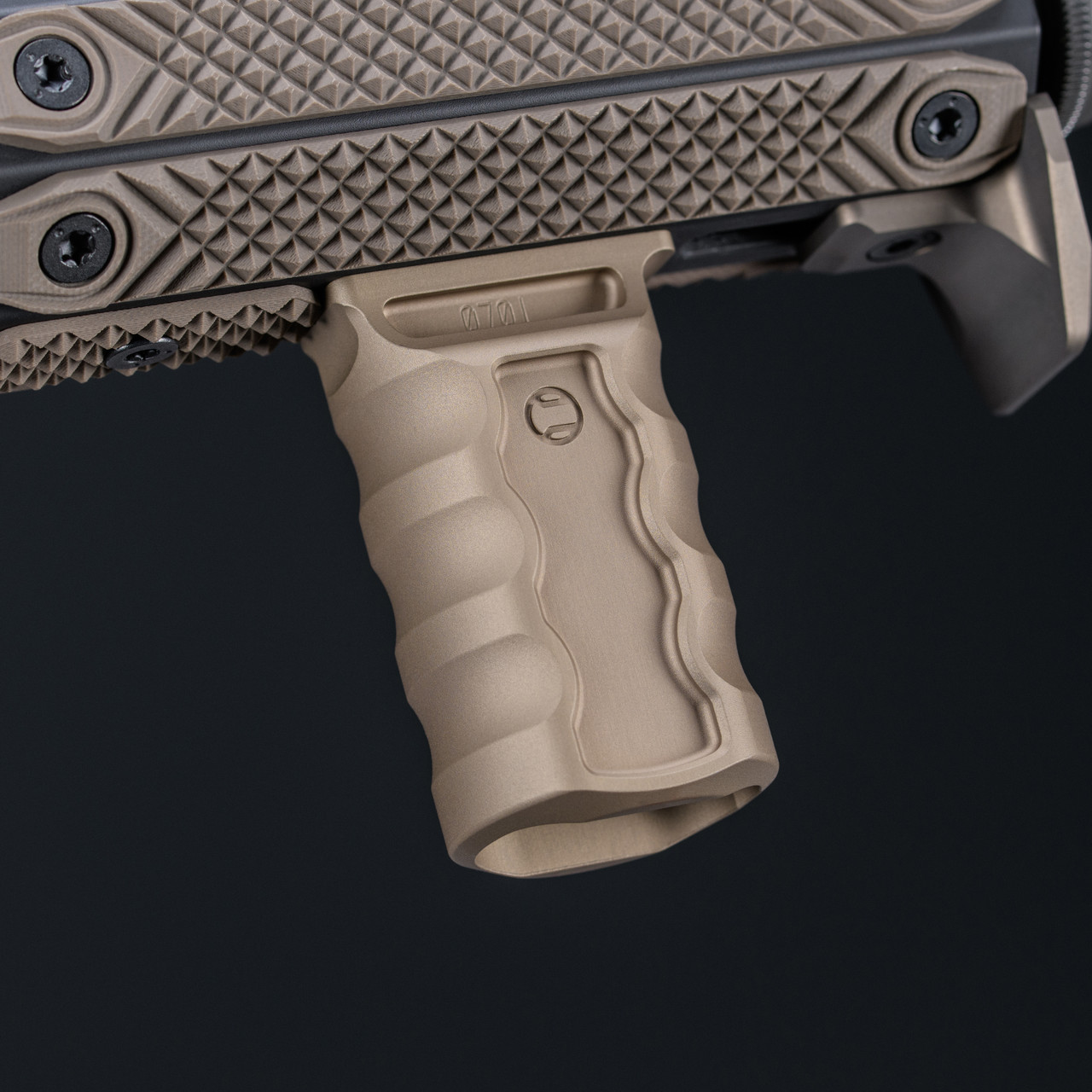 RSB™ Vertical Foregrip - Shop Lightweight AR Grips | RailScales