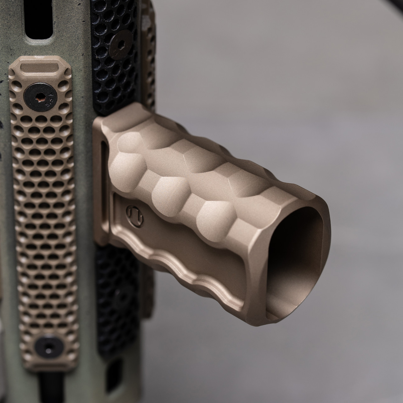 実物 Railscales RSBM-P MLOK FDE フォアグリップ RSBM-P™ Vertical Foregrip - Shop Lightweight AR Grips