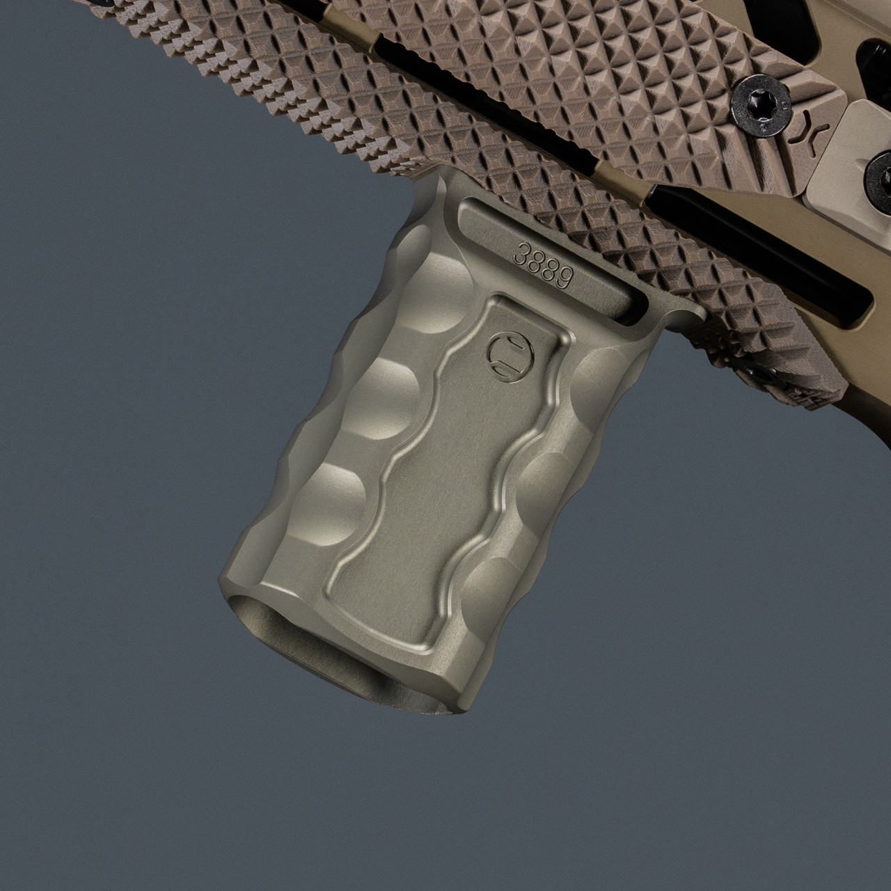 RSB™ Vertical Foregrip - Shop Lightweight AR Grips | RailScales