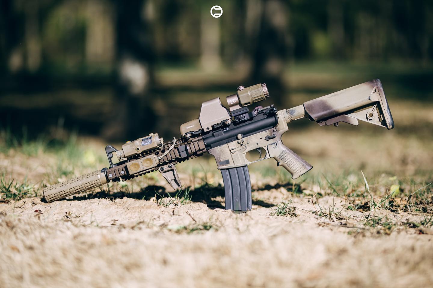 Learn the difference between M-LOK and KeyMod, and shop RailScales for your...