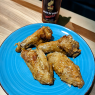 Spicy Garlic Parmesan Party Wings