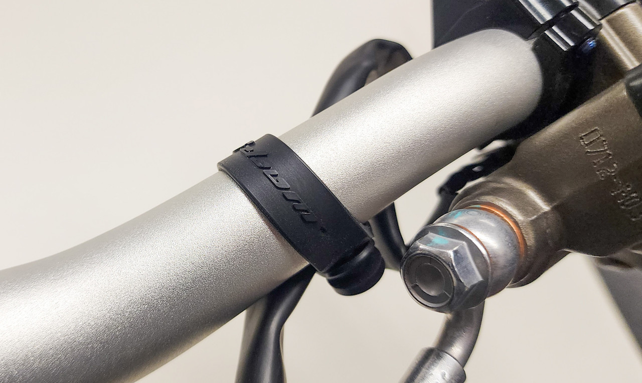 たぁーこ Warp9 Rubber Cable Bar Tie Strap | Custom Moto Wheels