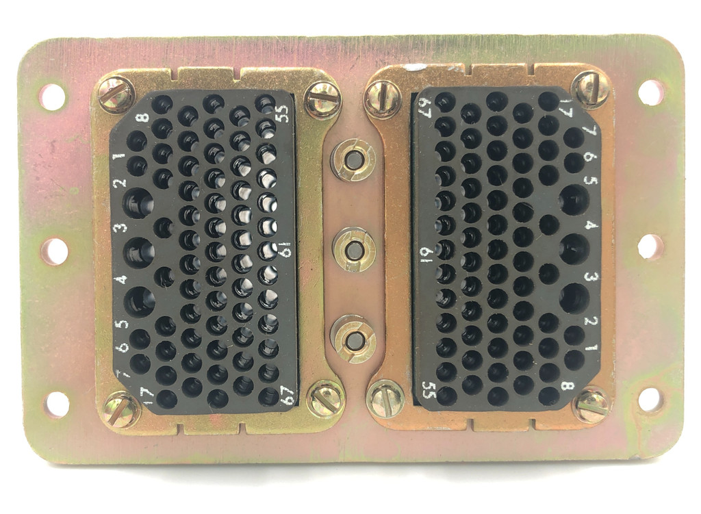 DPX2MA67S67S33B0001, CONNECTOR