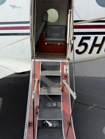 King Air E-90 | LW-134