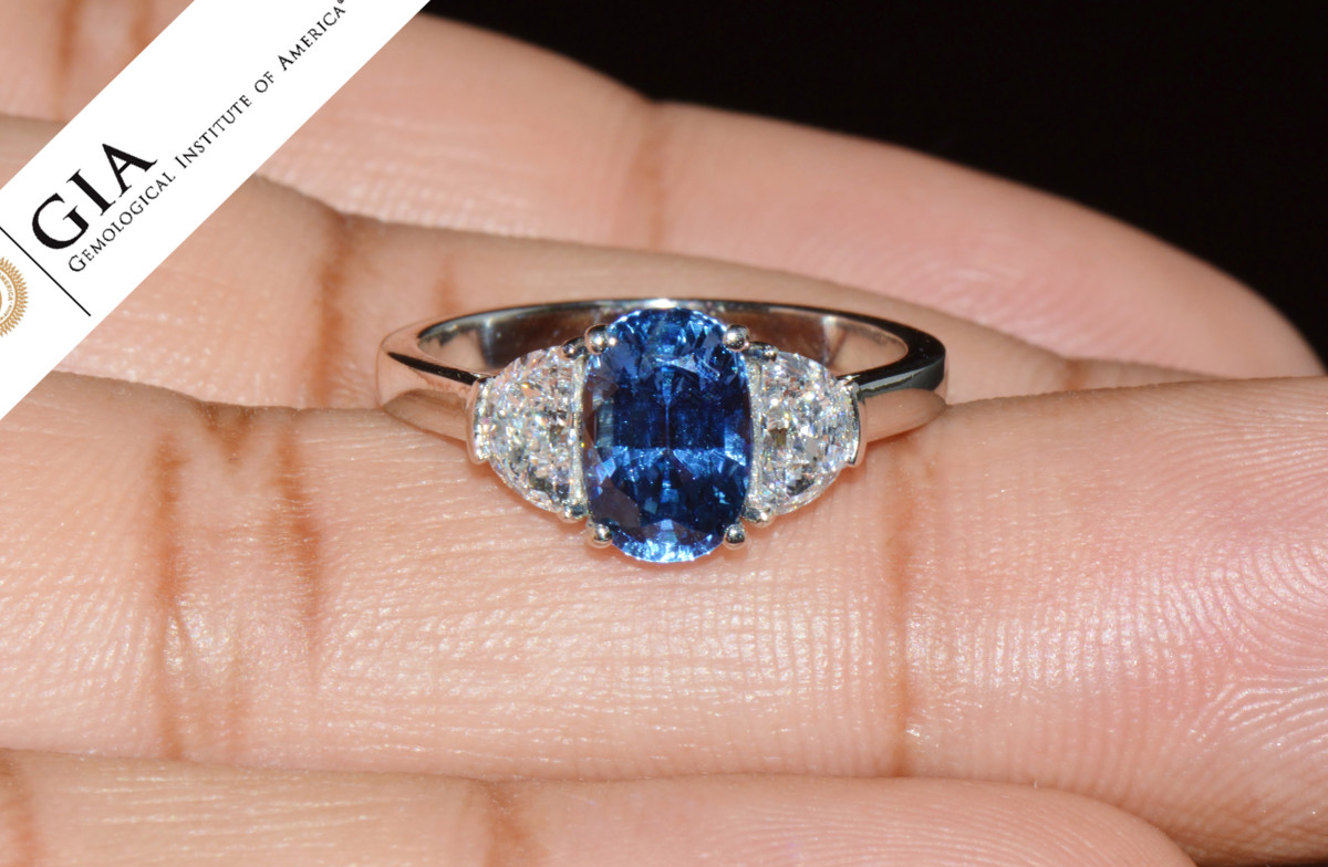 GIA Certified Natural 2.66CTS IF D Diamond Cornflower Blue Sapphire 950 Platinum 3 Stone Ring