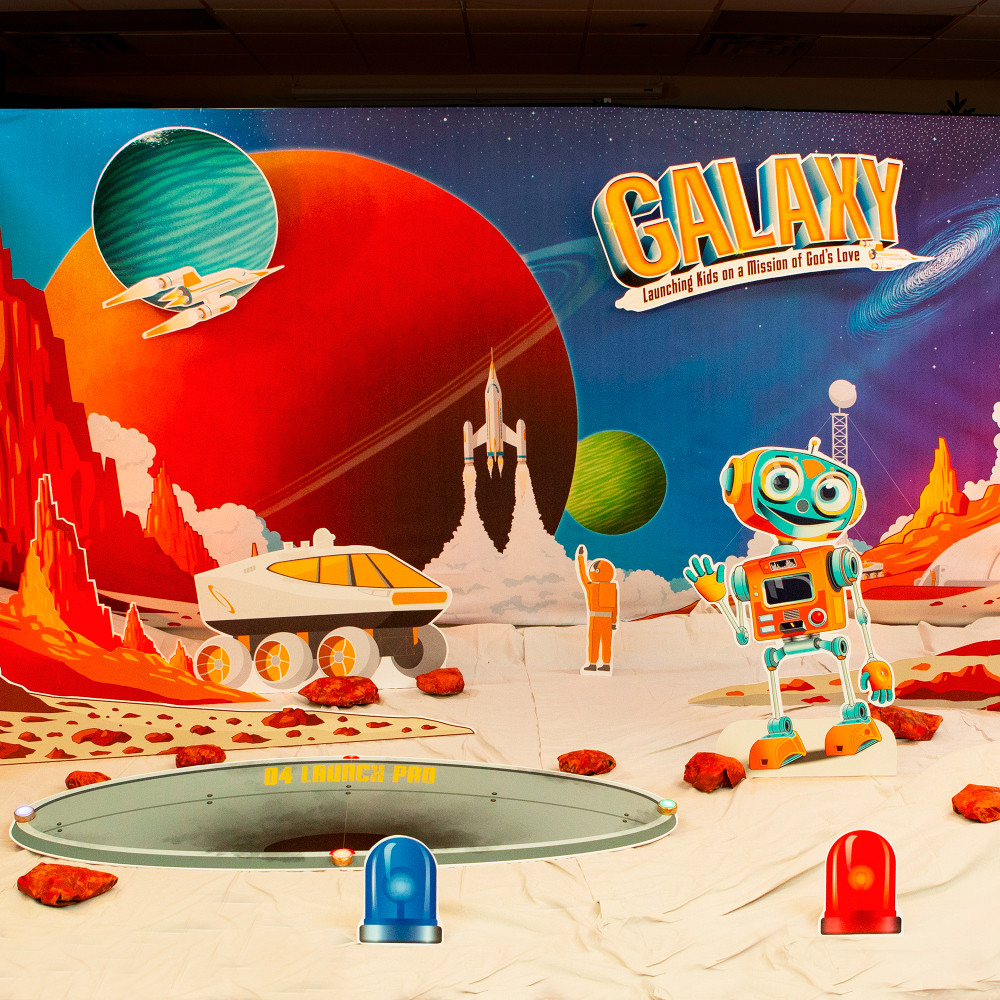 Giant Decorating Posters (set of 6) - Galaxy and Logo Theme