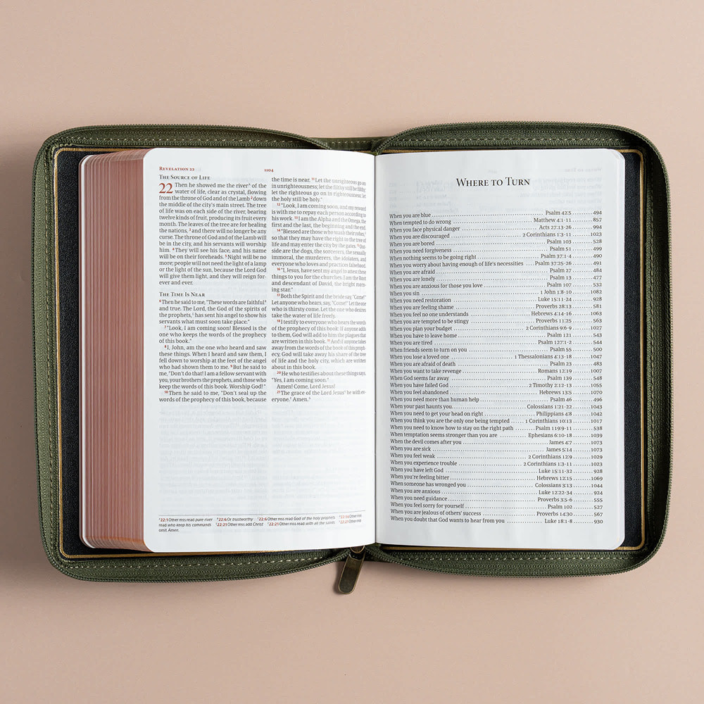 CSB Personal Size Bible, Holman Handcrafted Collection, Zipper