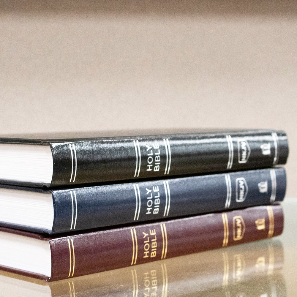 NKJV Pew Bible, Large Print (Hardcover, Burgundy) - Bulk Case of