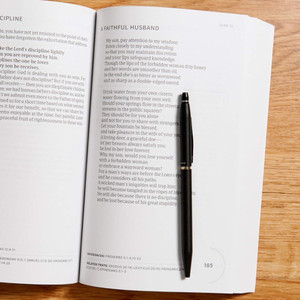 CSB One Minute Bible, Devotional (Paperback) - Bulk Case of 24