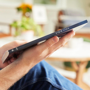 NKJV Large Print Outreach New Testament Bible (Cross Softcover, Comfort Print) - Case of 68