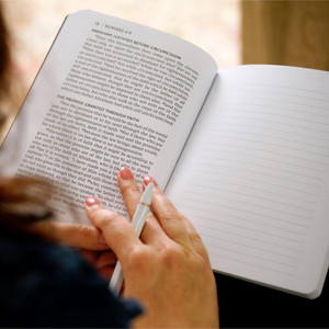 NKJV Bible Journal - Hebrews (Paperback, Comfort Print) - Bulk Case of 120