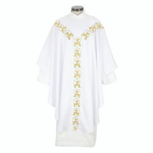 Vinea Gloria Chasuble - White