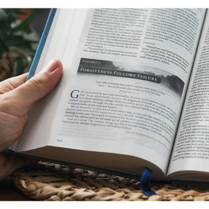 NKJV Grace for the Moment Daily Bible, Hardcover, Comfort Print - Bulk Case of 16