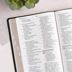 CSB Giant Print Reference Bible, Easy-to-Read Optimal Type, Digital Study Edition, Black Genuine Leather, Indexed - Case of 10
