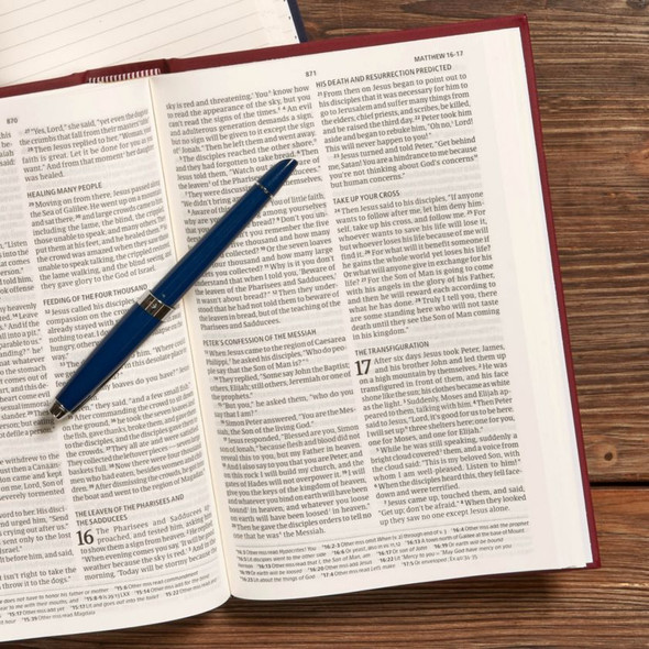 CSB Pew Bible, Garnet