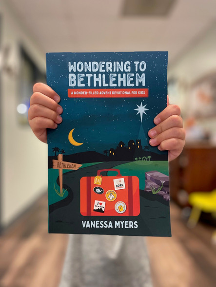 Wondering to Bethlehem: A Wonder-Filled Advent Devotional for Kids Paperback