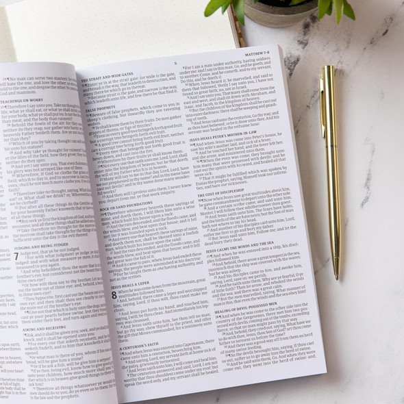 KJV Outreach Bible, New Testament - Case of 72