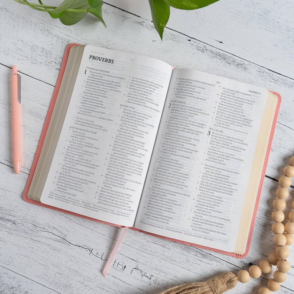 CSB Thinline Bible (LeatherTouch, Blush Pink) - Bulk Case of 22
